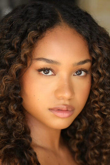 Дженнея Уолтон